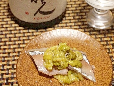 日本酒に白ワインに、〆秋刀魚の焼き茄子ソース